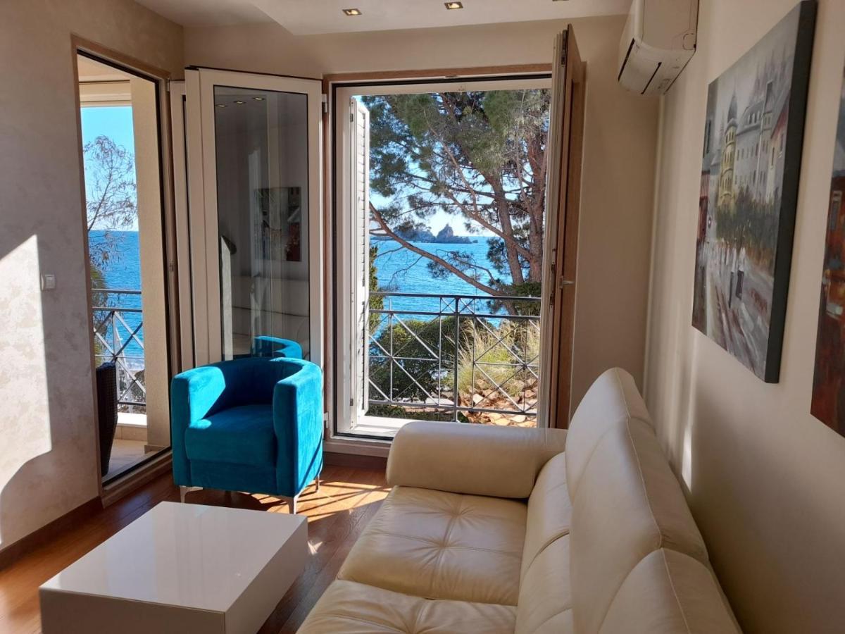 Luxbeachfront Petrovac Екстериор снимка