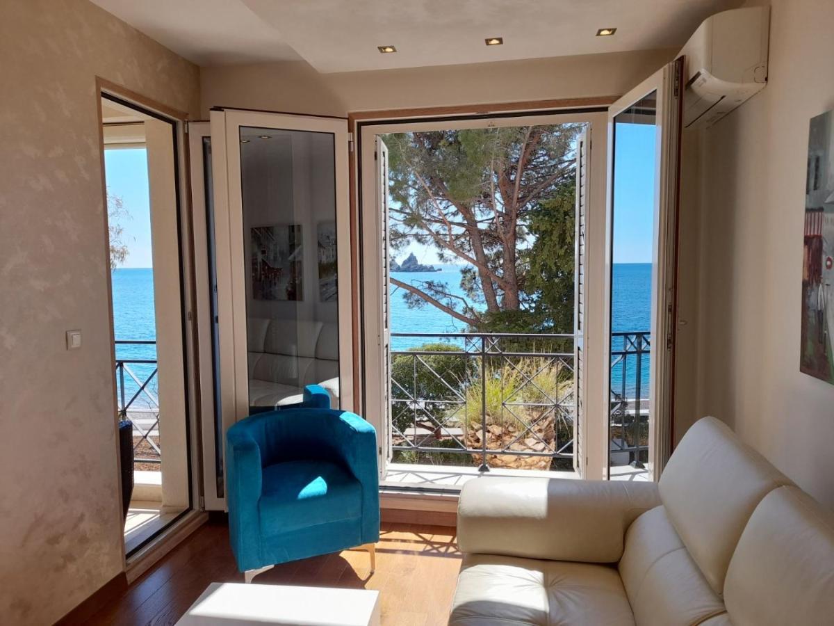 Luxbeachfront Petrovac Екстериор снимка
