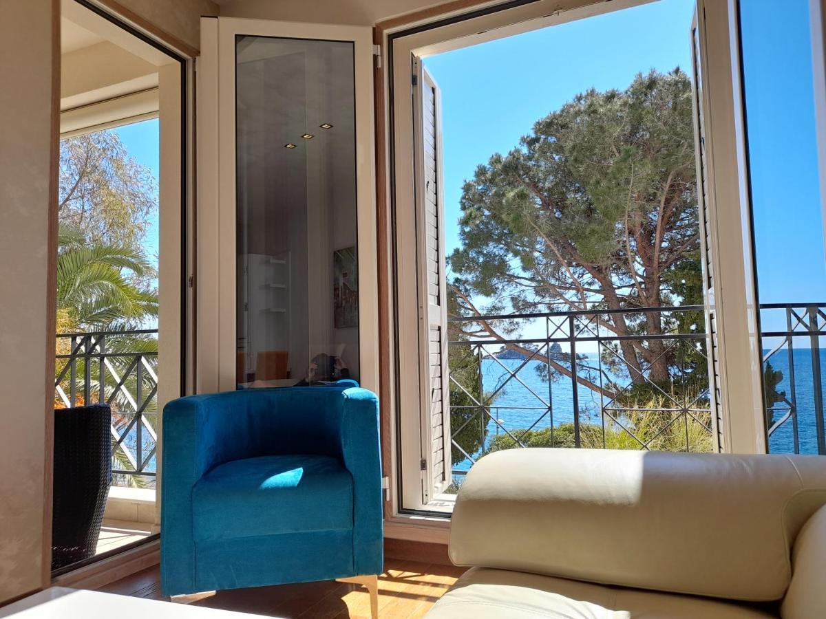 Luxbeachfront Petrovac Екстериор снимка