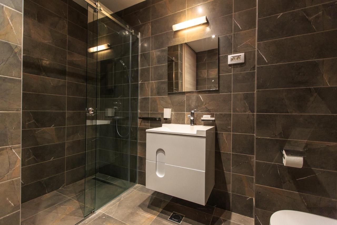 Luxbeachfront Petrovac Екстериор снимка