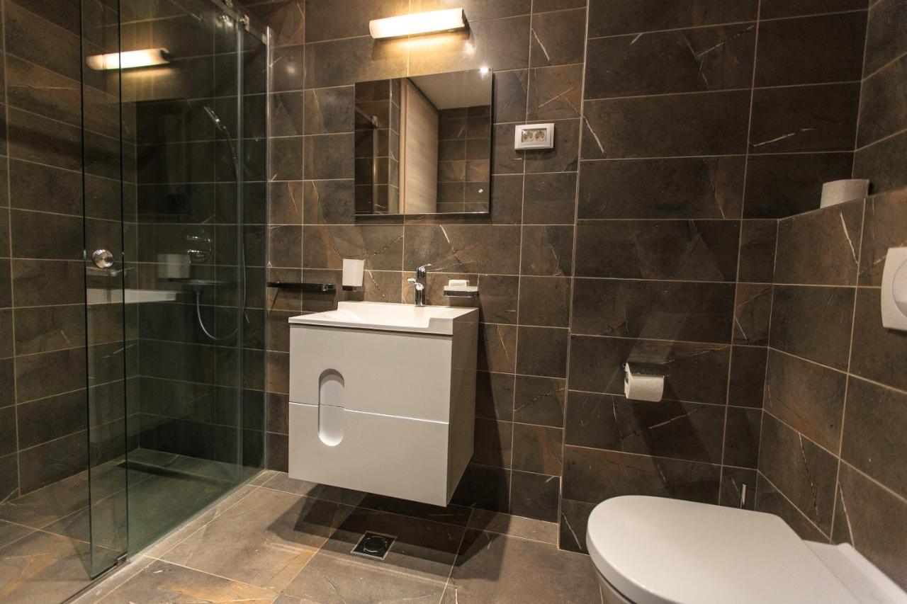 Luxbeachfront Petrovac Екстериор снимка