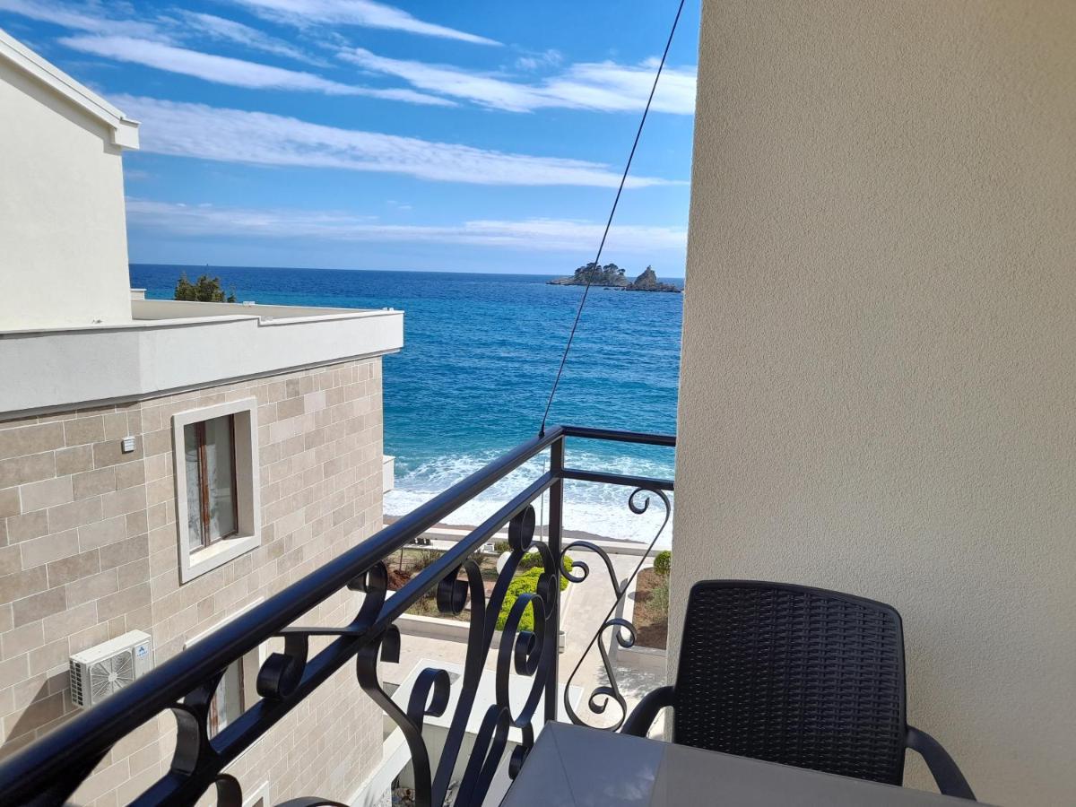 Luxbeachfront Petrovac Екстериор снимка