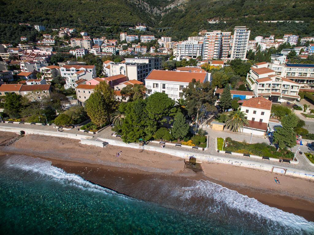 Luxbeachfront Petrovac Екстериор снимка