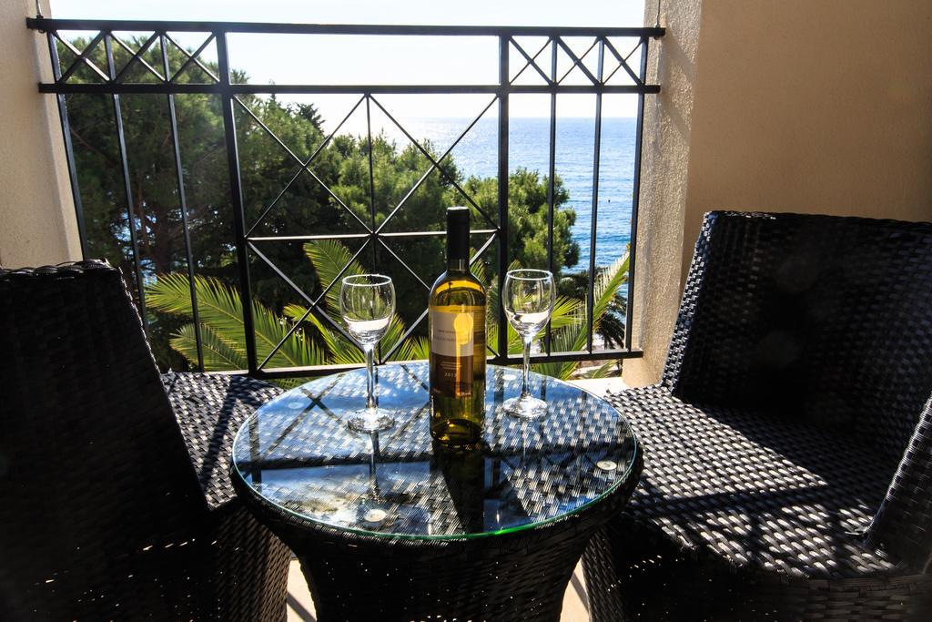 Luxbeachfront Petrovac Екстериор снимка