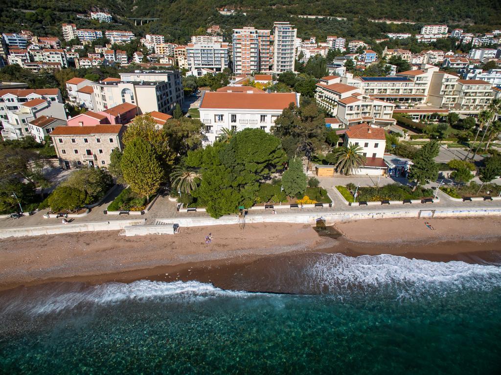 Luxbeachfront Petrovac Екстериор снимка
